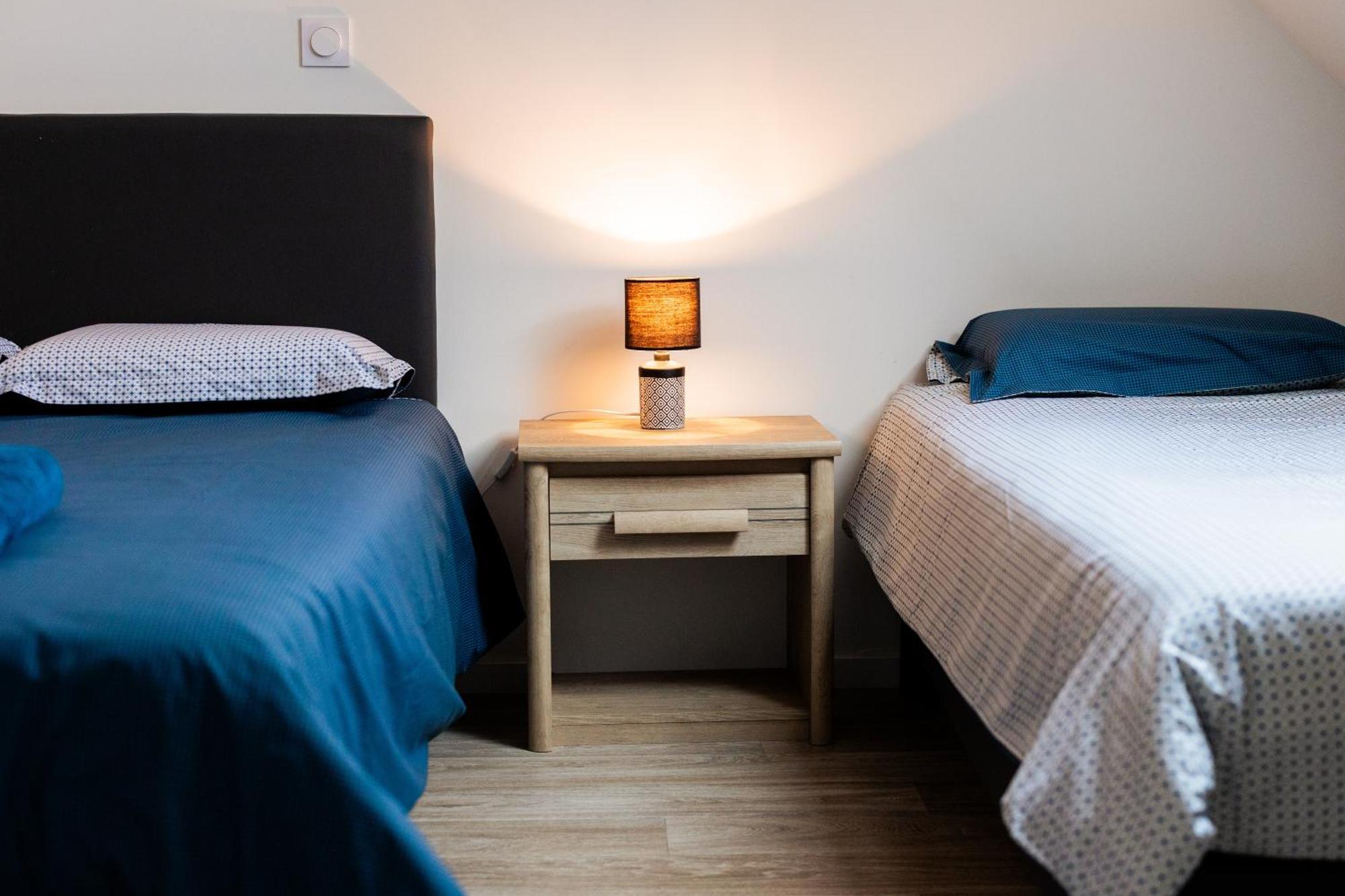 Maison Comprenant Deux Gites A Louer, Ensemble Ou Independamment, Capacite De 4 A 19 Personnes Idealement Place Pour Visiter Le Mont-Saint-Michel, Saint-Malo Et Les Alentours Baguer-Pican Esterno foto